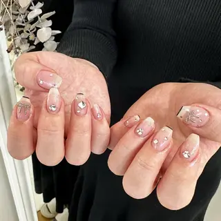 ネイル Elegancia. Hiromiのネイルデザイン