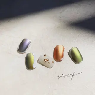 ネイル ネイルアトリエ プラスメリーのネイルデザイン