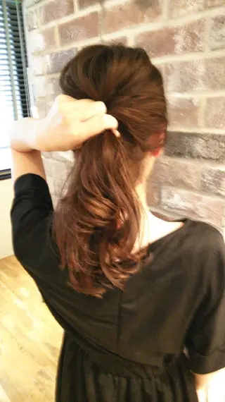 セミロング カラー パーマ ヘアアレンジ ネイル キッズ メンズ マツエク・マツパ MEGUMI megumiのヘアスタイル