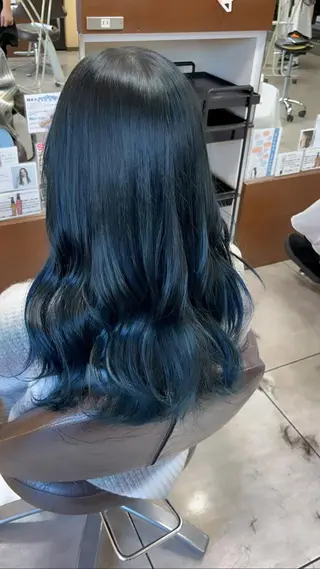 セミロング カラー ヘアアレンジ インナー×縮毛矯正 ピンクカラー澤井里菜のヘアスタイル