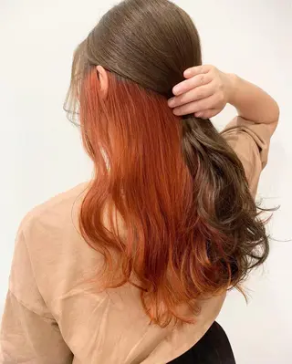 ロング カラー 薄田 珠美のヘアスタイル