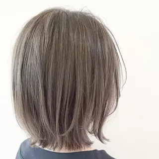 ミディアム カラー LOOP 佐藤のヘアスタイル