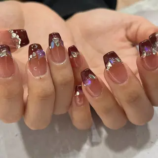 ネイル スワローネイル misatoのネイルデザイン