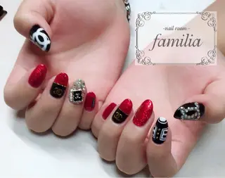 ネイル -nailroom- familiaのネイルデザイン
