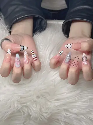 ネイル Lee Nailsのネイルデザイン