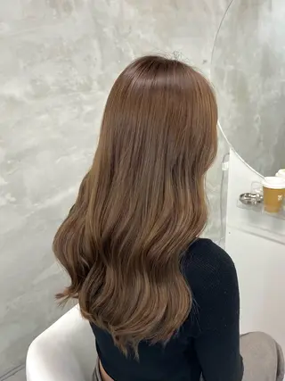 ロング カラー yuuna ✮ door whiteのヘアスタイル