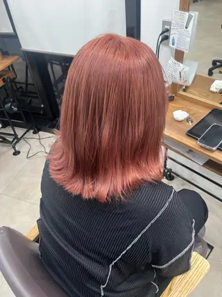 ミディアム カラー 橋本 萌々香のヘアスタイル