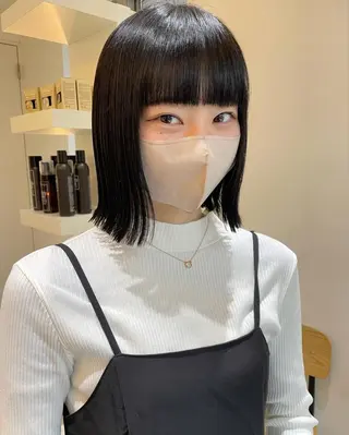 ミディアム カラー mir MIYUのヘアスタイル