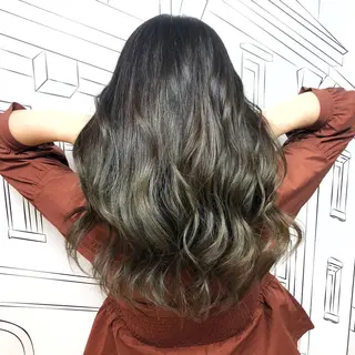 セミロング カラー TOMOKA 艶髪/透明感カラーのヘアスタイル