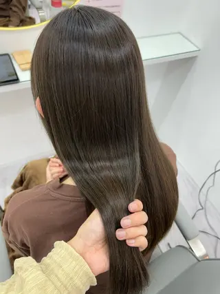 ロング 富田 みやこのヘアスタイル