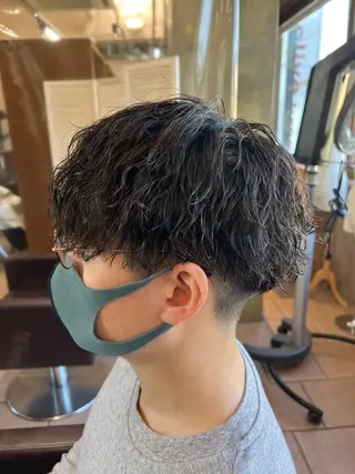 ミディアム パーマ メンズ メンズカットパーマ ✂️ JOYAのヘアスタイル