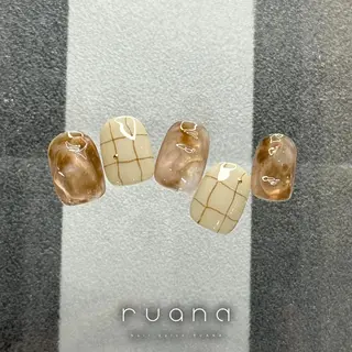 ネイル 阿武 美海のネイルデザイン