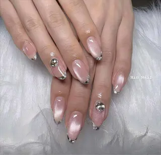 ネイル Hin Nailsのネイルデザイン