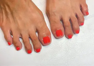 ネイル VIERU 🌈🎀💖のネイルデザイン