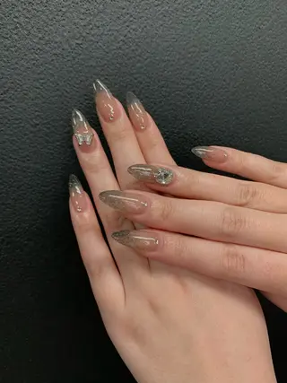 ネイル LISA ANA.CHUOのネイルデザイン