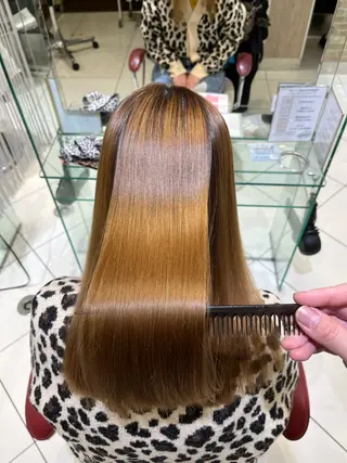 ロング 髪質改善美容師 鈴木のヘアスタイル