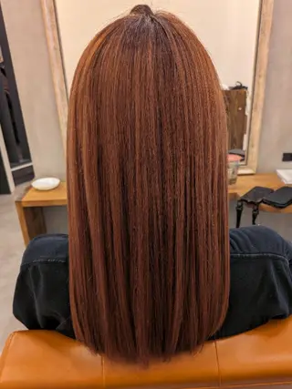 セミロング カサハラ リホのヘアスタイル