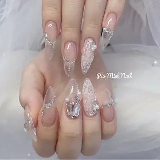 ミディアム Pio Mielのネイルデザイン