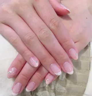 ネイル ビジューバイアクイユ ネイルズ　東中野店のネイルデザイン