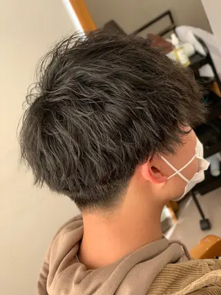 パーマ メンズ 比嘉 秀弥のヘアスタイル