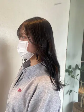 ロング カラー 中井 一葉のヘアスタイル