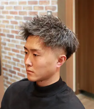 ミディアム パーマ メンズ 吉田 愛恵のヘアスタイル