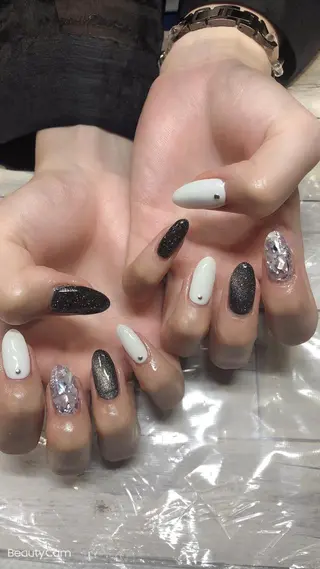 ネイル ✨アン ミユ✨のネイルデザイン