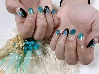 ショート カラー ネイル Le’a NailSalonのネイルデザイン