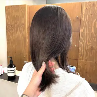 セミロング カラー パーマ ヘアアレンジ メンズ キッズ ネイル マツエク・マツパ アイブロウ 前川 朋香のヘアスタイル