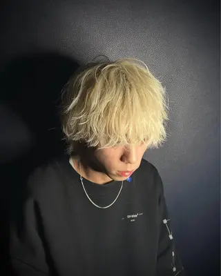 ミディアム カラー パーマ メンズ メンズウルフ特化🐺 🔥長山耕大🔥のヘアスタイル