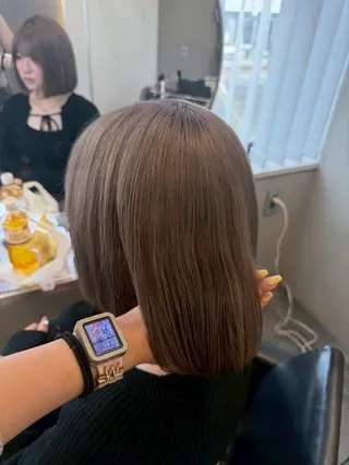 カラー 谷岡 沙也佳のヘアスタイル