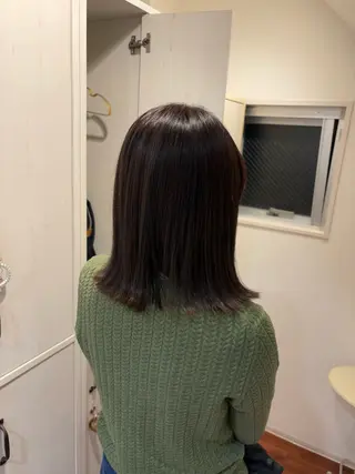 ミディアム 佃 風子のヘアスタイル