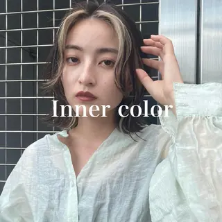 ミディアム レイヤーカット/ 前髪顔周りカットのヘアスタイル