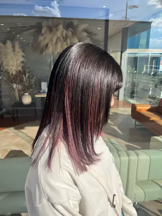 セミロング 犬塚 梨花のヘアスタイル