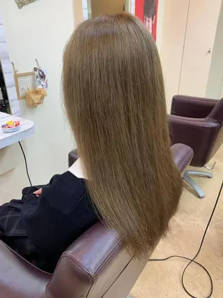 ロング 加藤 遥花のヘアスタイル