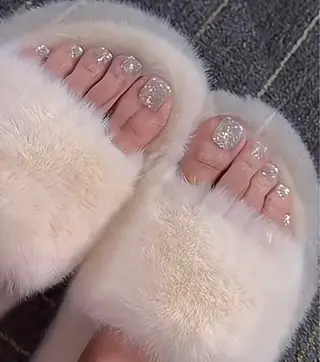ミディアム Chiin Nailのネイルデザイン