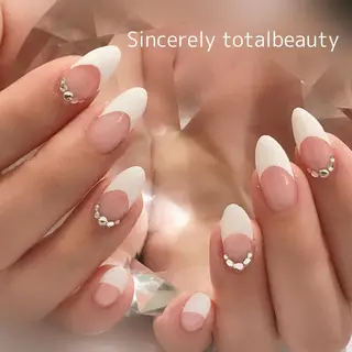 ネイル SINCERELY シンシアリー🌈のネイルデザイン