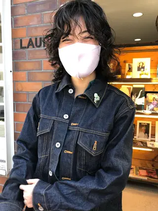 ミディアム パーマ NOUN所属・eri kinjoのヘアスタイル