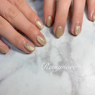 ミディアム ネイル nail salon Revymoreのネイルデザイン