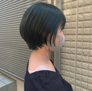 ショート カラー stylist店長 岡本真依のヘアスタイル