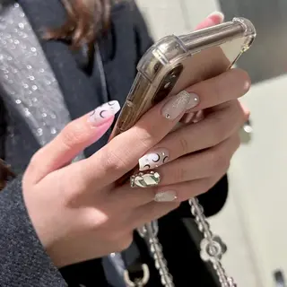 ネイル パラあり！フィルイン 美フォルムのネイルデザイン