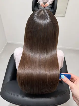 セミロング Emuest心斎橋 SAKIのヘアスタイル