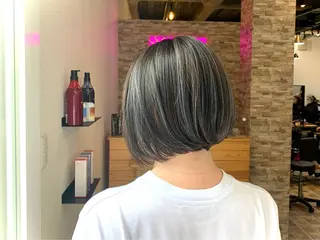 ミディアム 吉田 聡一のヘアスタイル