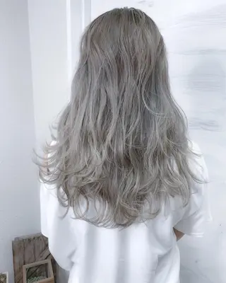 ロング カラー BOX mico.のヘアスタイル