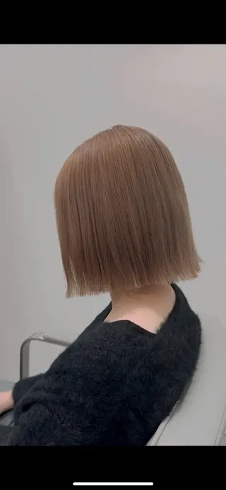 ショート カラー ヘアアレンジ 渋谷のブリーチカラー シェフ🧑‍🍳蓮のヘアスタイル