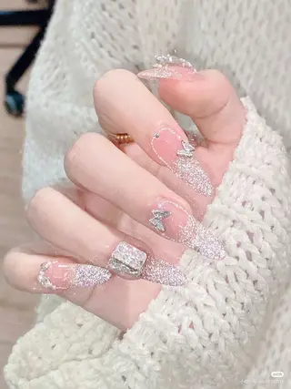 カラー AIN Nailのネイルデザイン