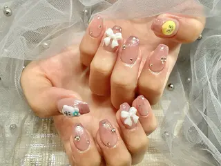 ネイル Luna K.のネイルデザイン