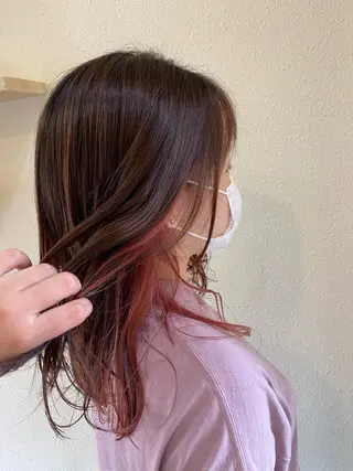 ロング 中川 茜里のヘアスタイル