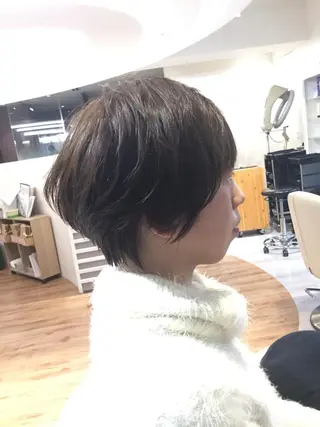 ショート カラー 金子 富士のヘアスタイル