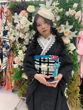 ロング ヘアアレンジ EARTH中島 秋桜久のヘアスタイル